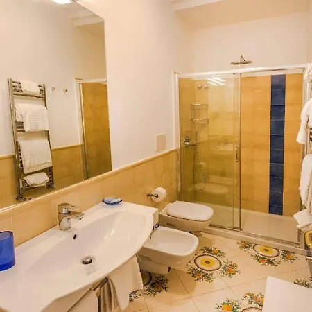 Don Valerio Apartment Sorrento